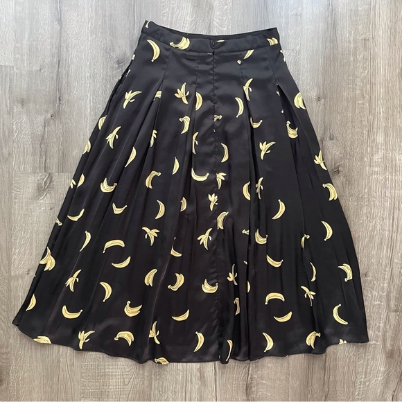 English Factory Banana Pleated Skirt - Picture 11 of 13